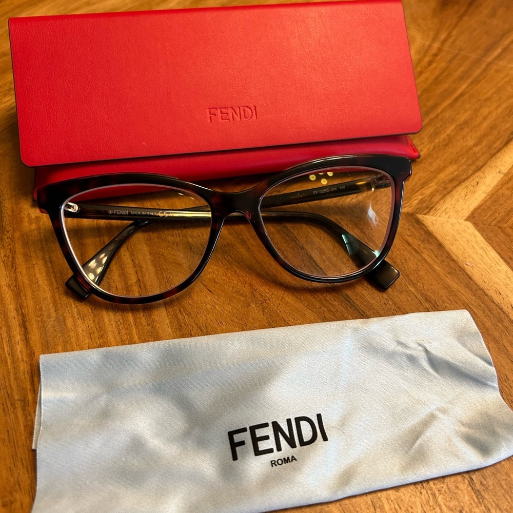 Fendi eyeglasses with prescription